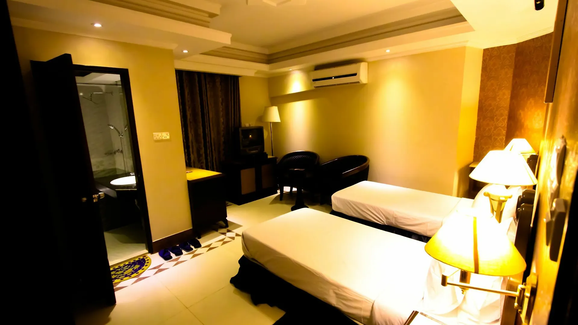 Hotel Sea Shell Dhaka